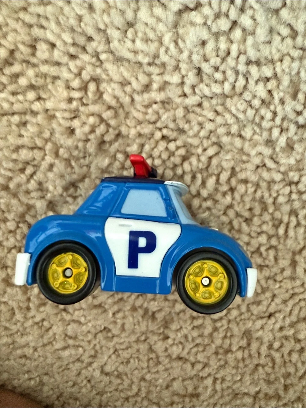 Robo cop Poli Police Toy Car with Red Light Bar